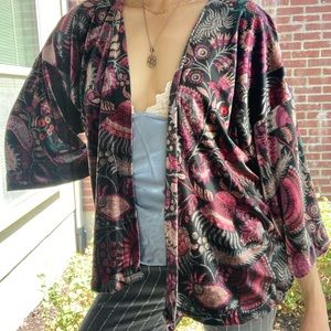 Loft black floral patterned velvet flared sleeve kimono duster